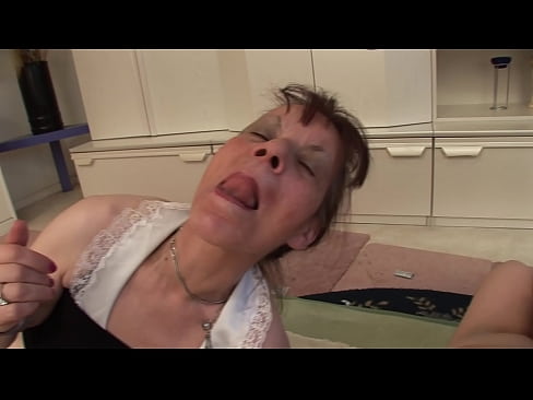 ❤️ Twee oma's en een opa hebben een triootje Quality porn at porn nl.yespornpics-com.ru ❤